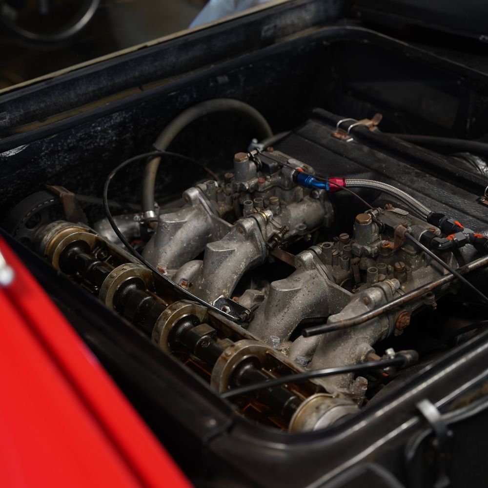 Hilton & Moss servicing for your luxury, performance or classic Classic Lotus