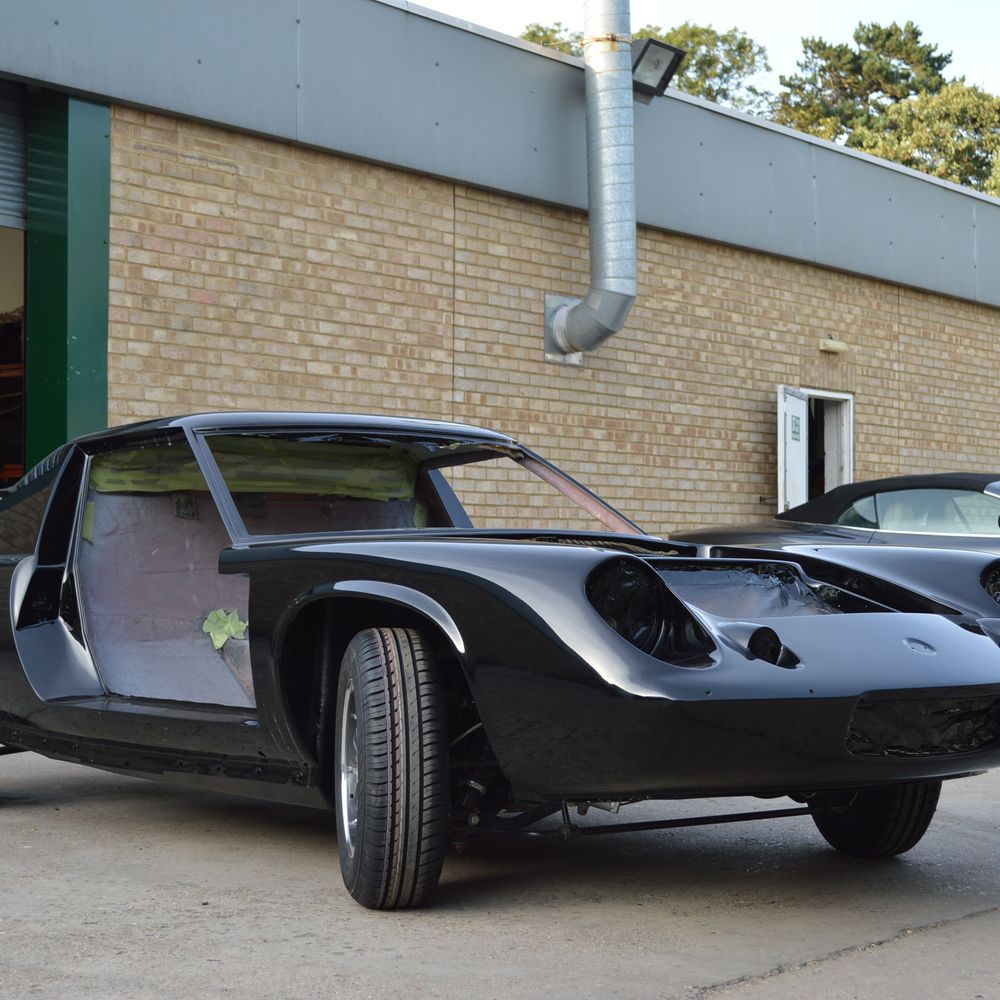 Hilton & Moss servicing for your luxury, performance or classic Classic Lotus
