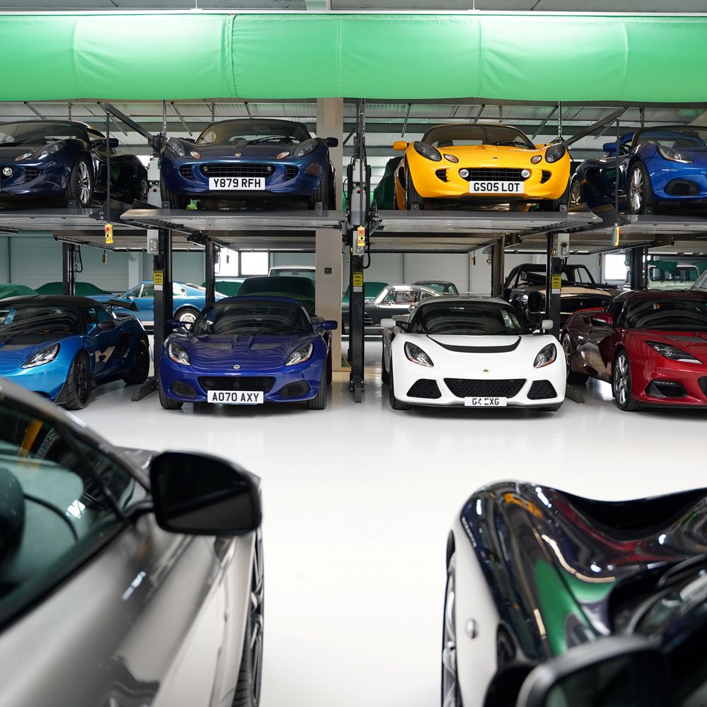 Hilton & Moss servicing for your luxury, performance or classic Lotus