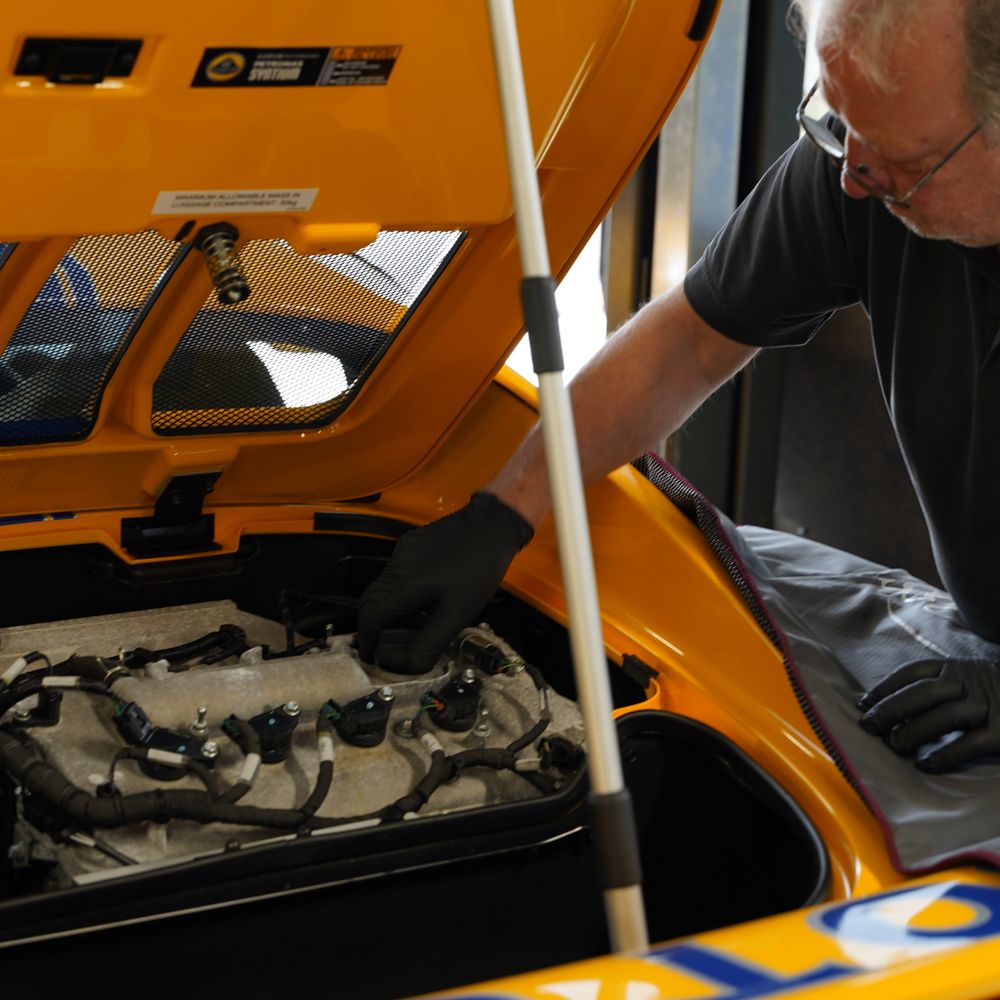 Hilton & Moss servicing for your luxury, performance or classic Lotus