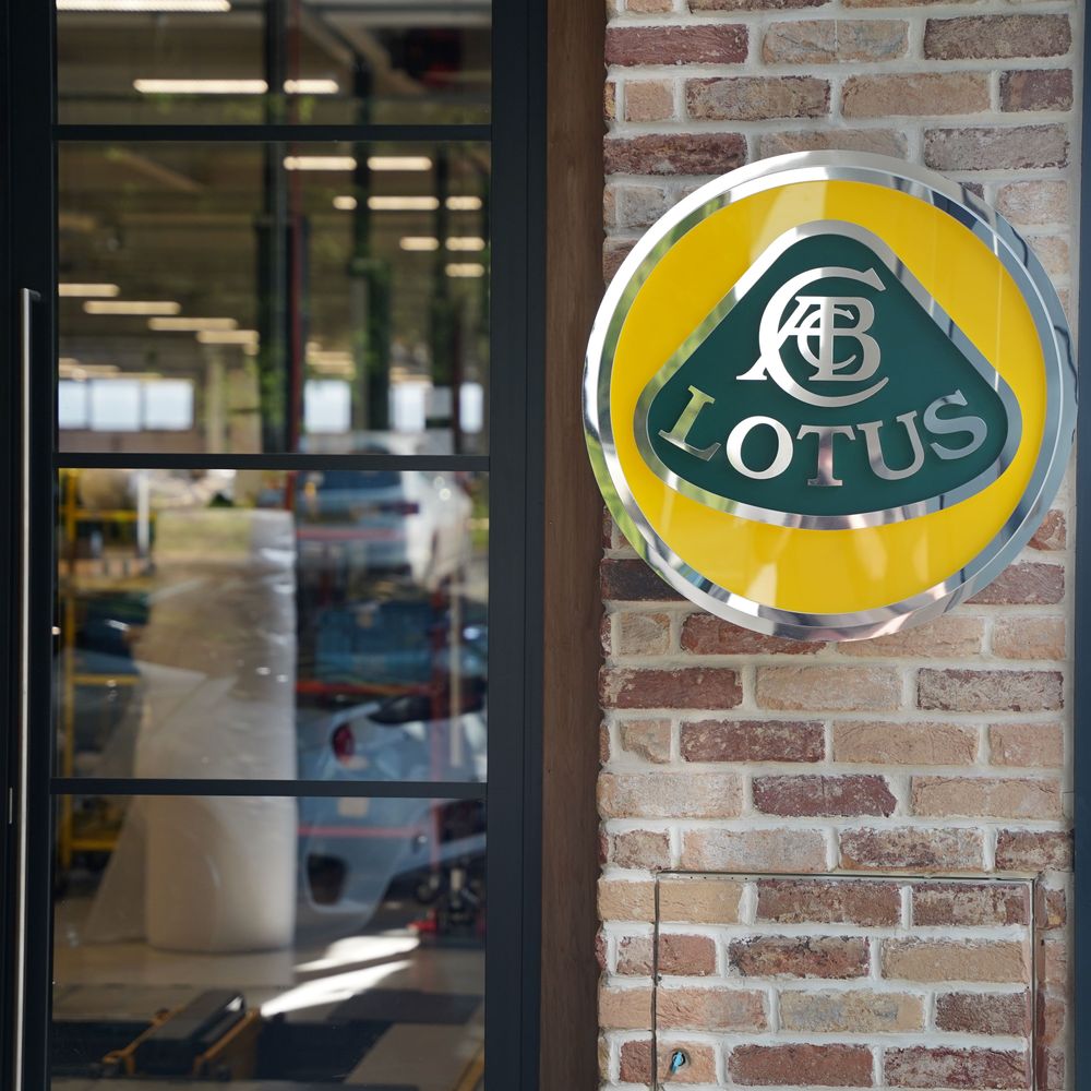 Hilton & Moss servicing for your luxury, performance or classic Lotus