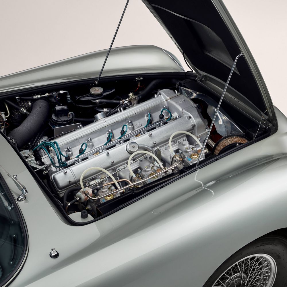 Hilton & Moss servicing for your luxury, performance or classic Classic Aston Martin