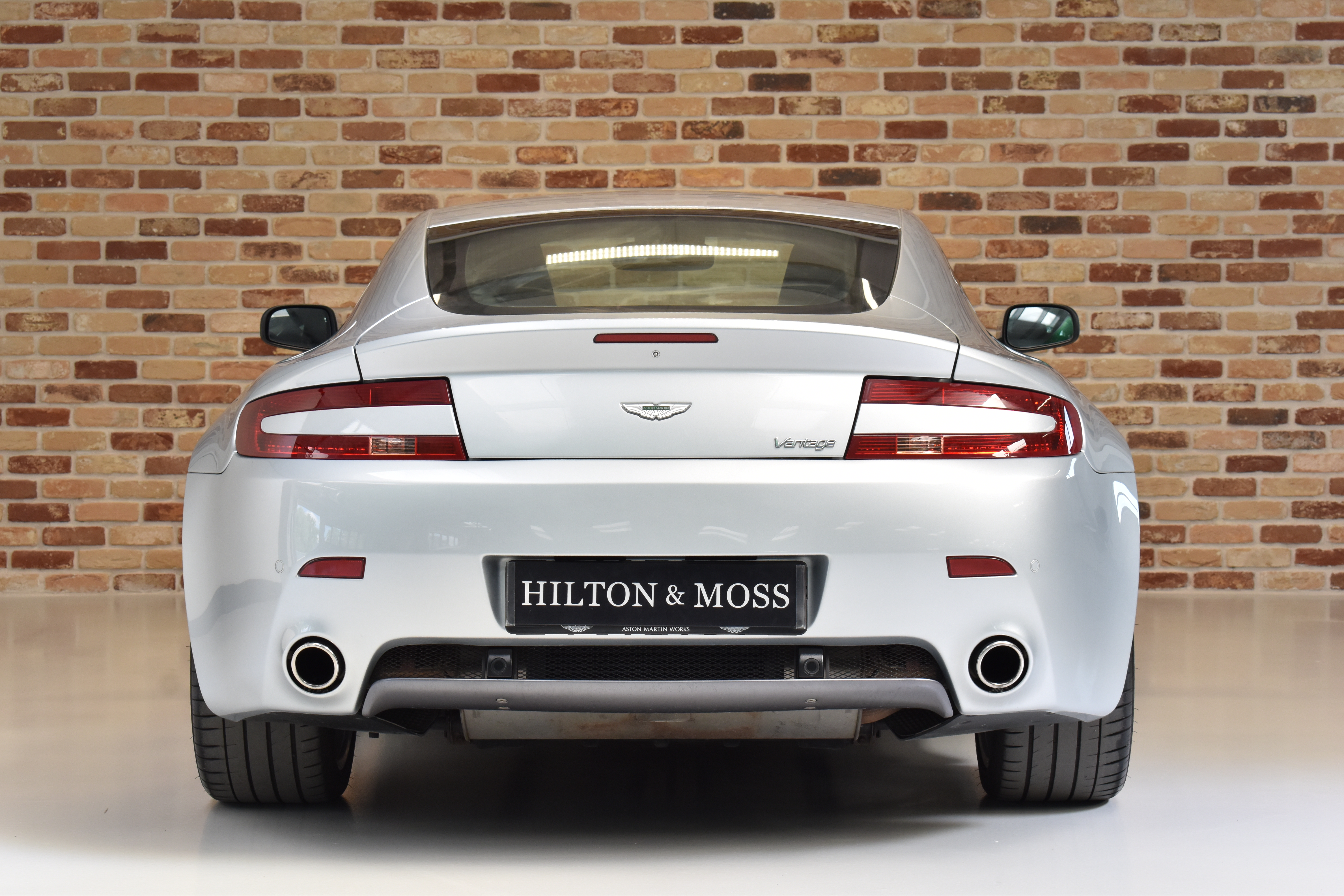 2008 Aston Martin V8 Vantage Roadster - HK Registered for