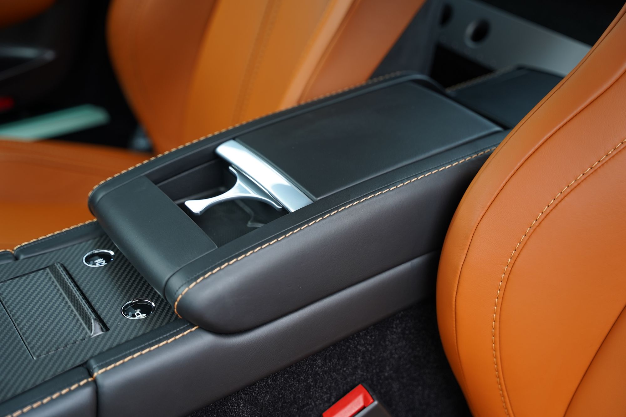 2016 Aston Martin V12 Vantage S 'Spitfire 80'