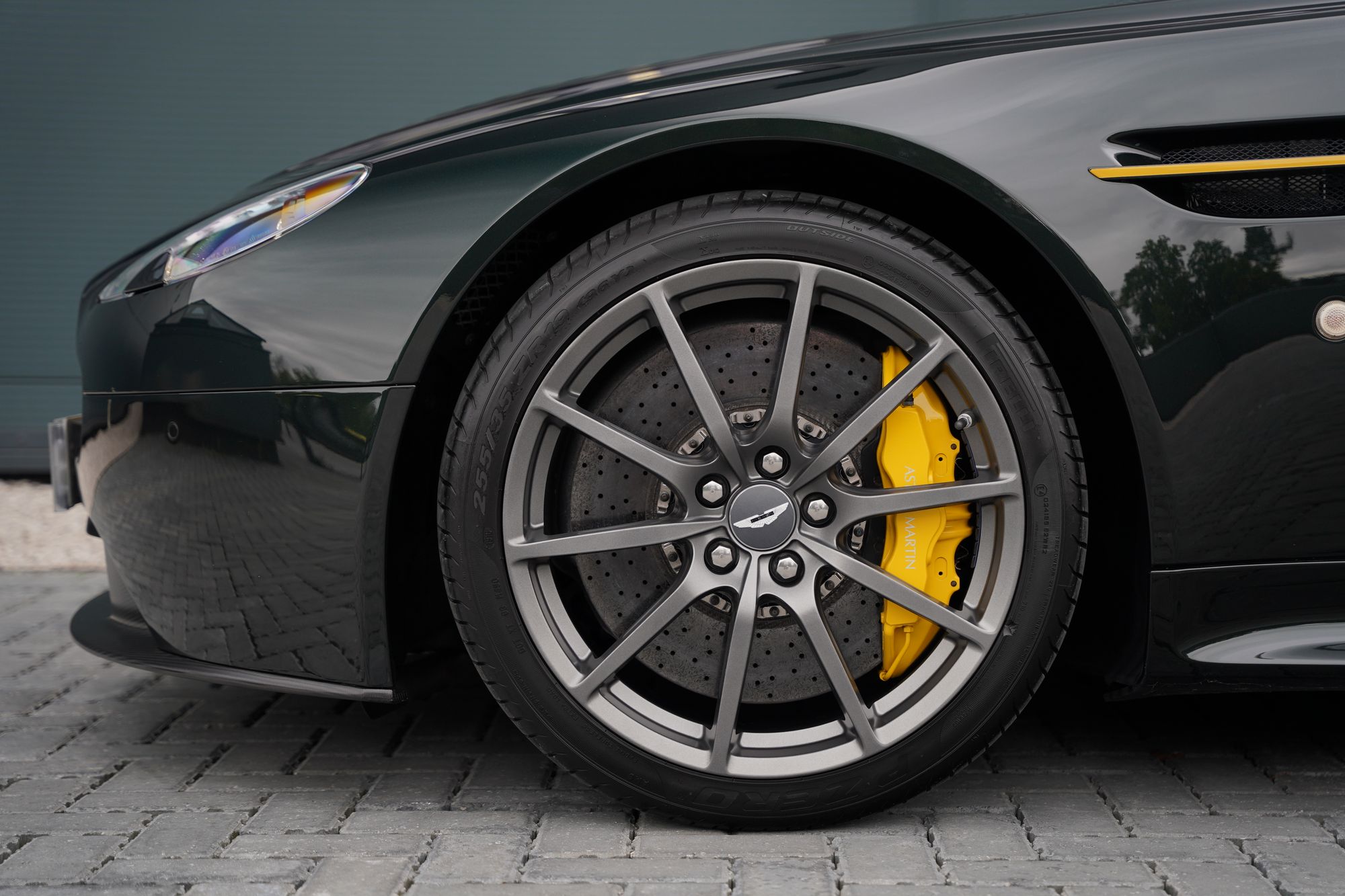 2016 Aston Martin V12 Vantage S 'Spitfire 80'