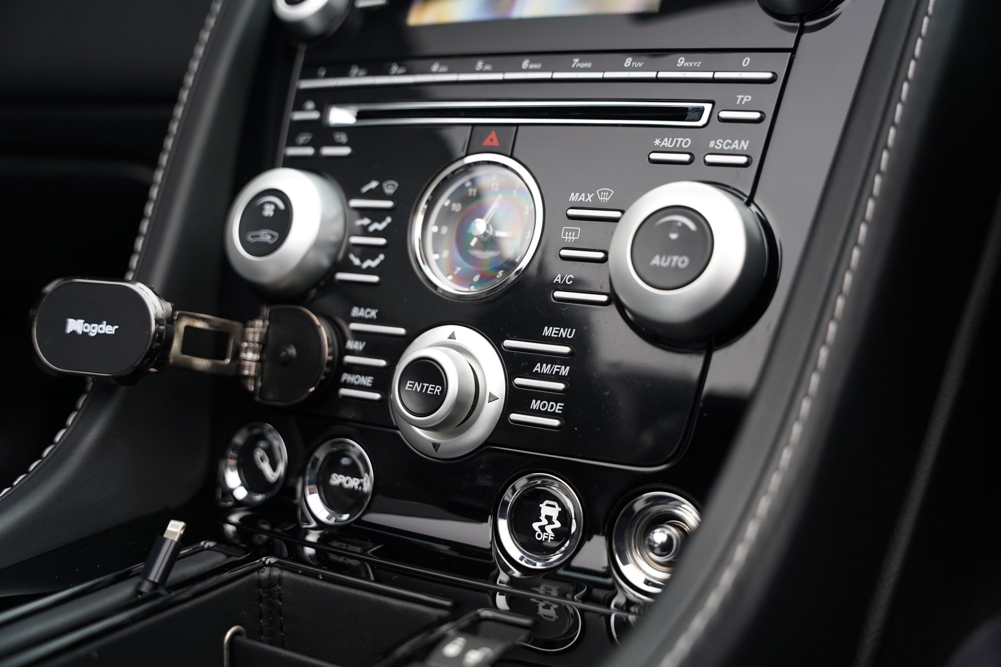 2011 Aston Martin DBS Volante