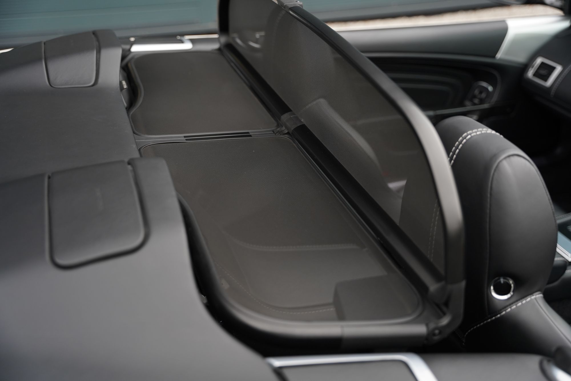 2011 Aston Martin DBS Volante