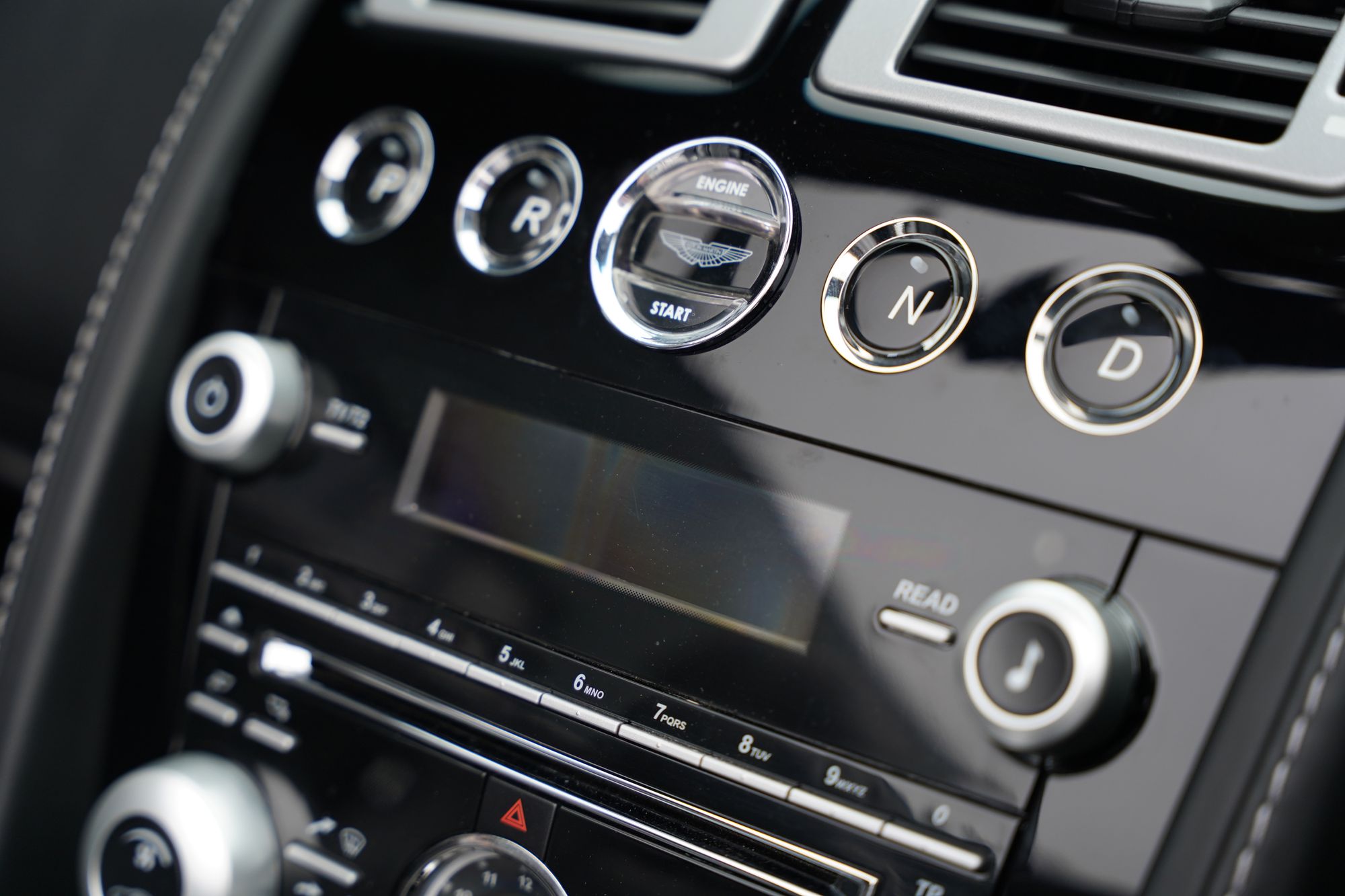 2011 Aston Martin DBS Volante