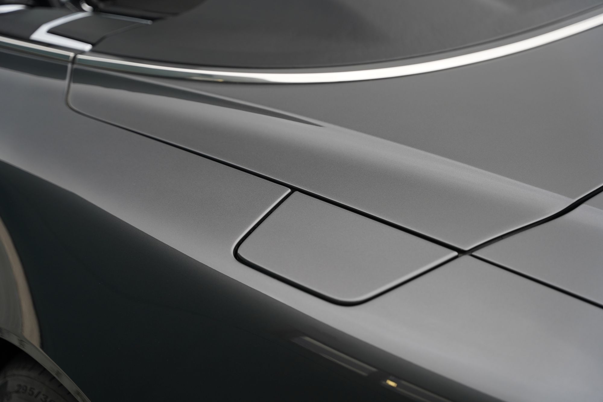 2011 Aston Martin DBS Volante