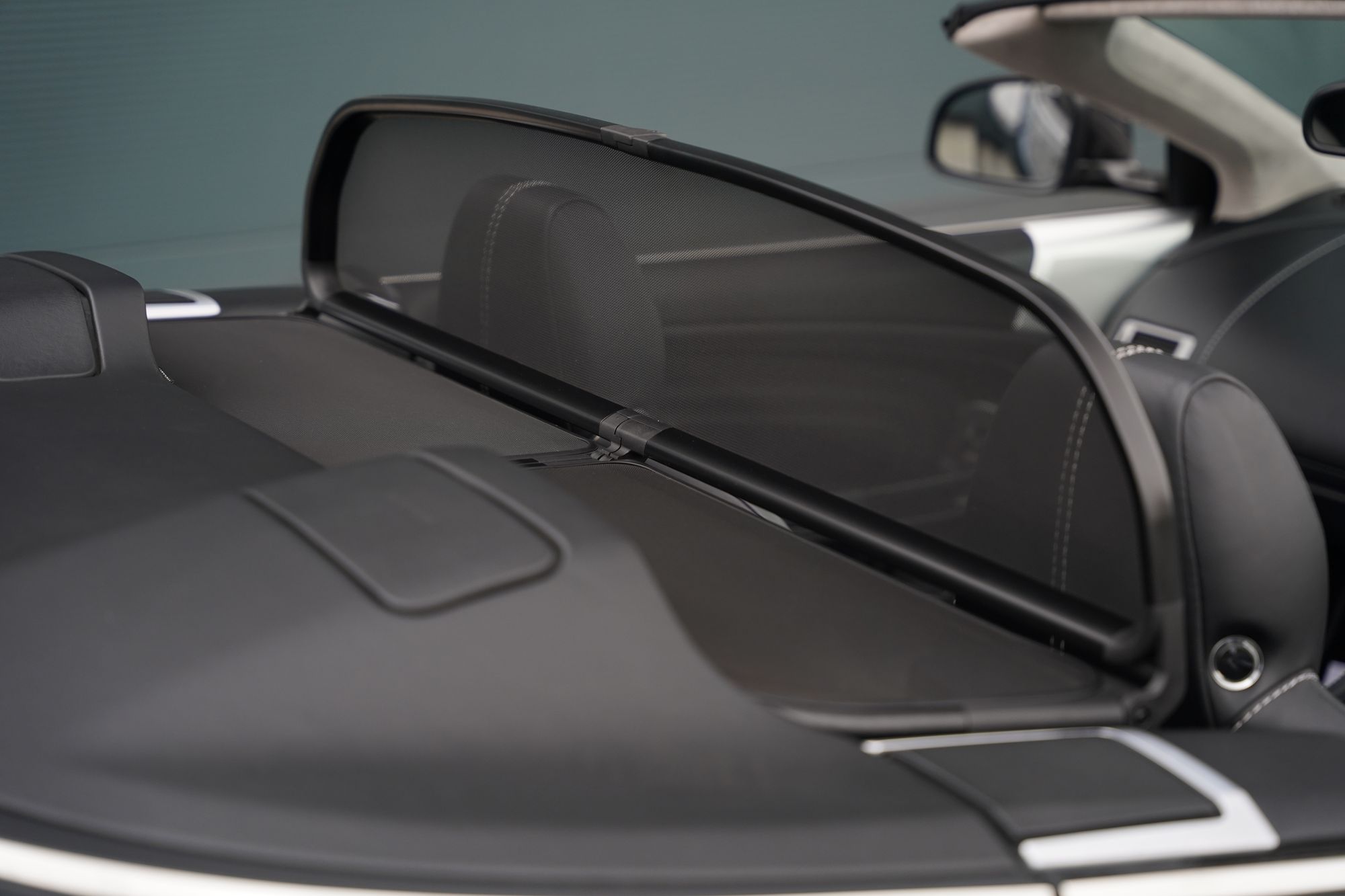 2011 Aston Martin DBS Volante