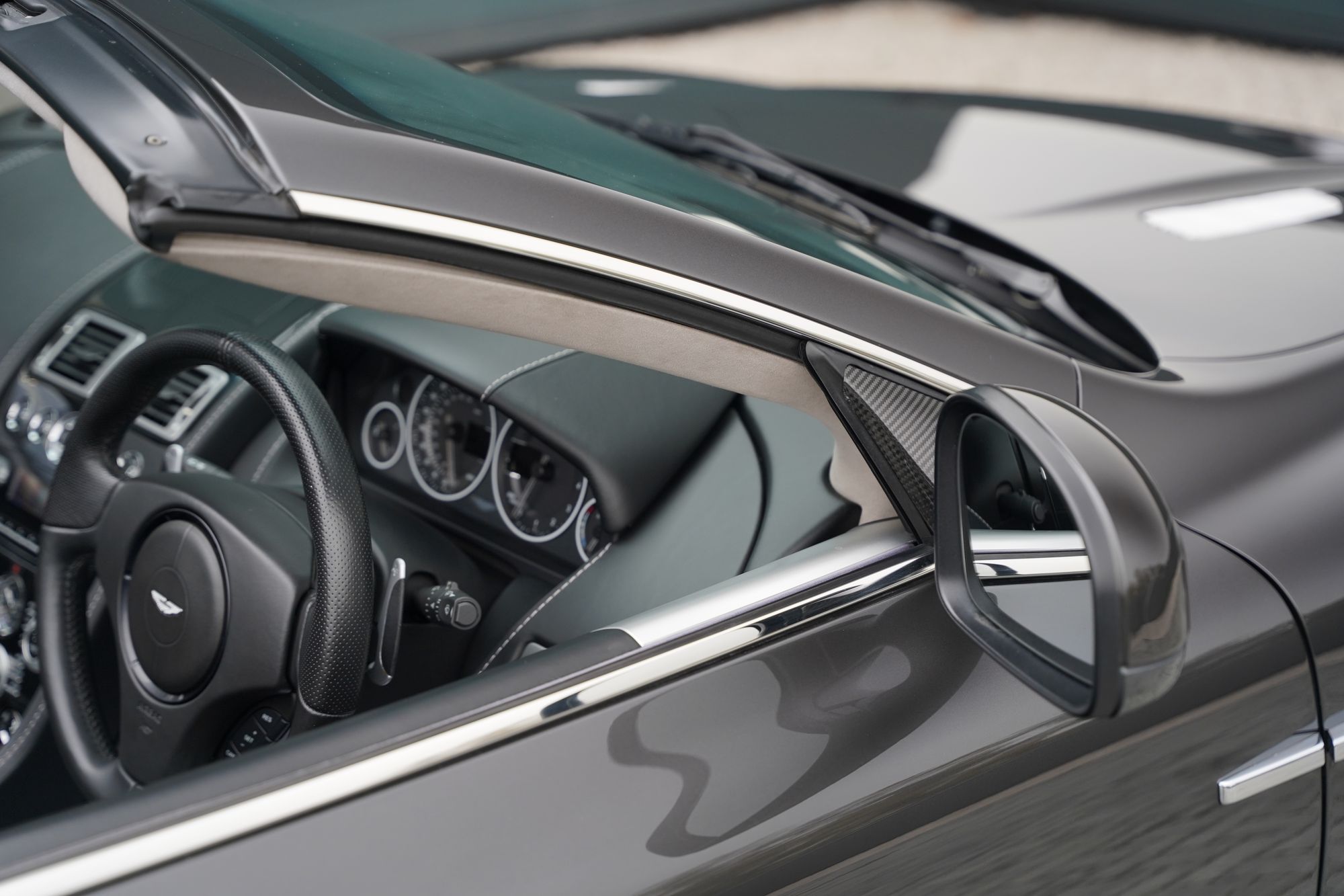 2011 Aston Martin DBS Volante