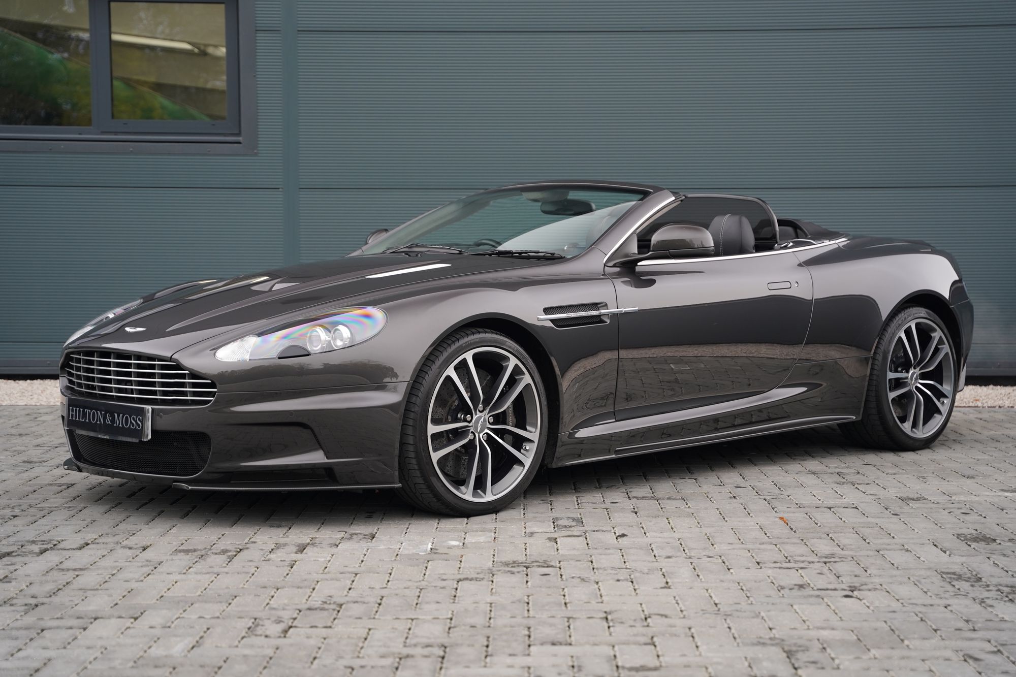 2011 Aston Martin DBS Volante
