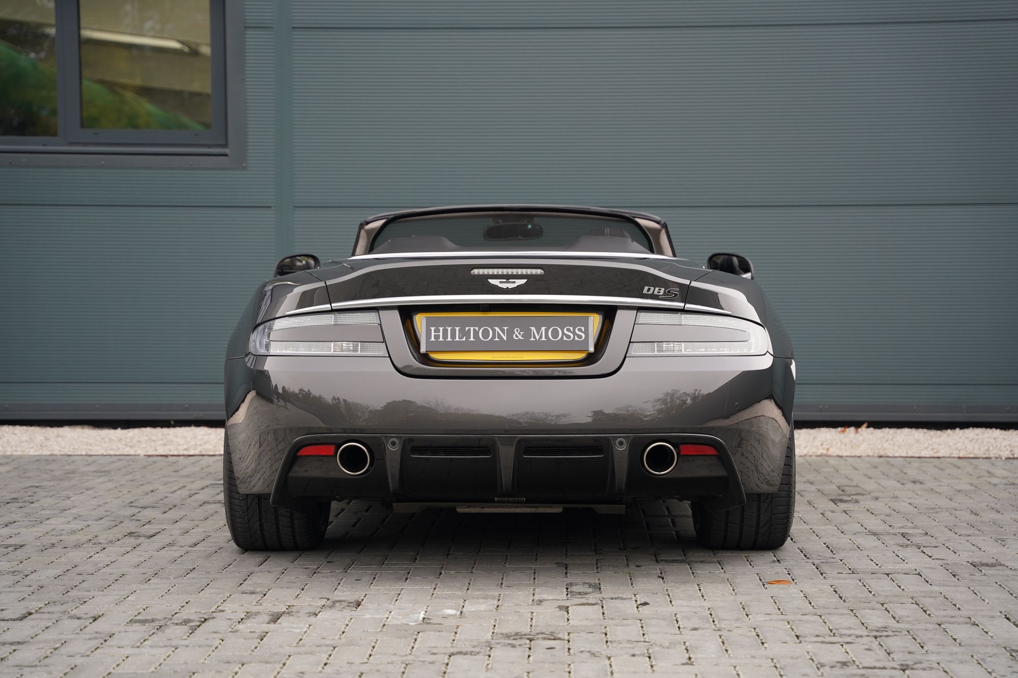 2011 Aston Martin DBS Volante