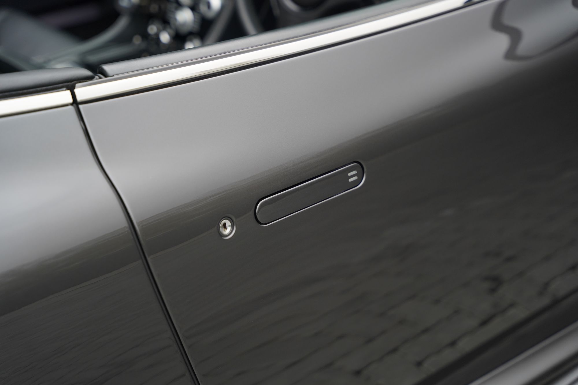 2011 Aston Martin DBS Volante