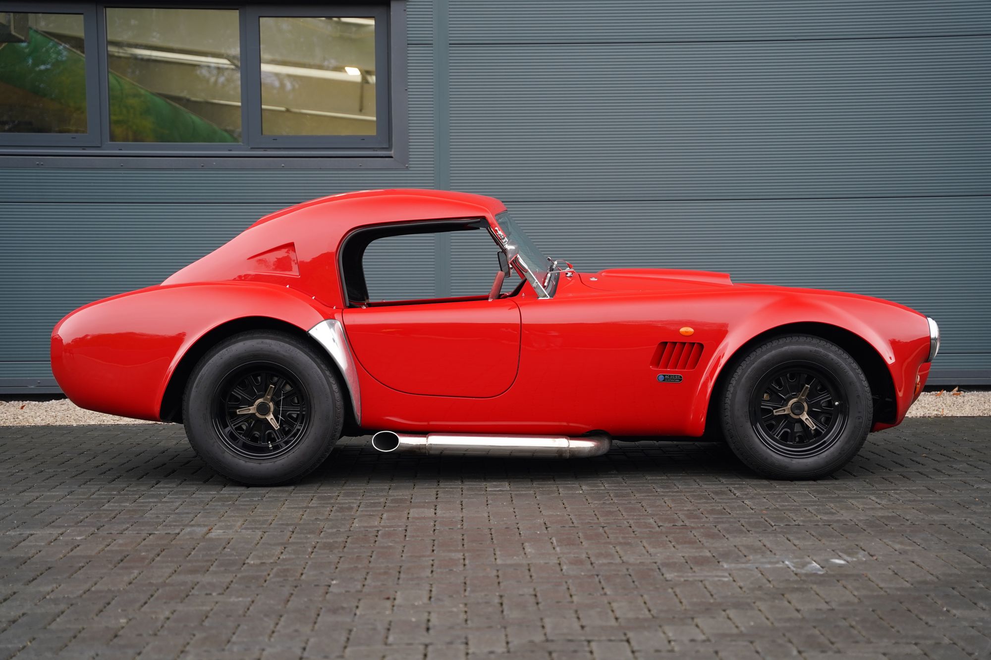 2000 AC Cobra 212 S/C