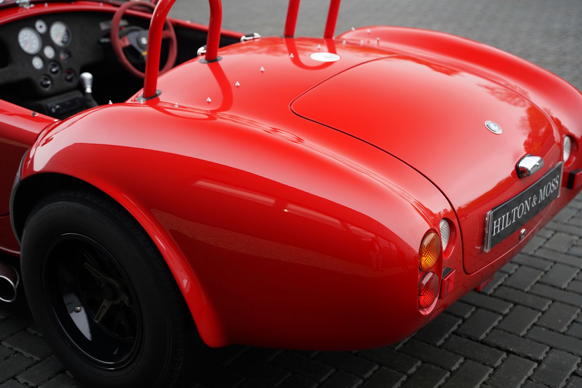 2000 AC Cobra 212 S/C