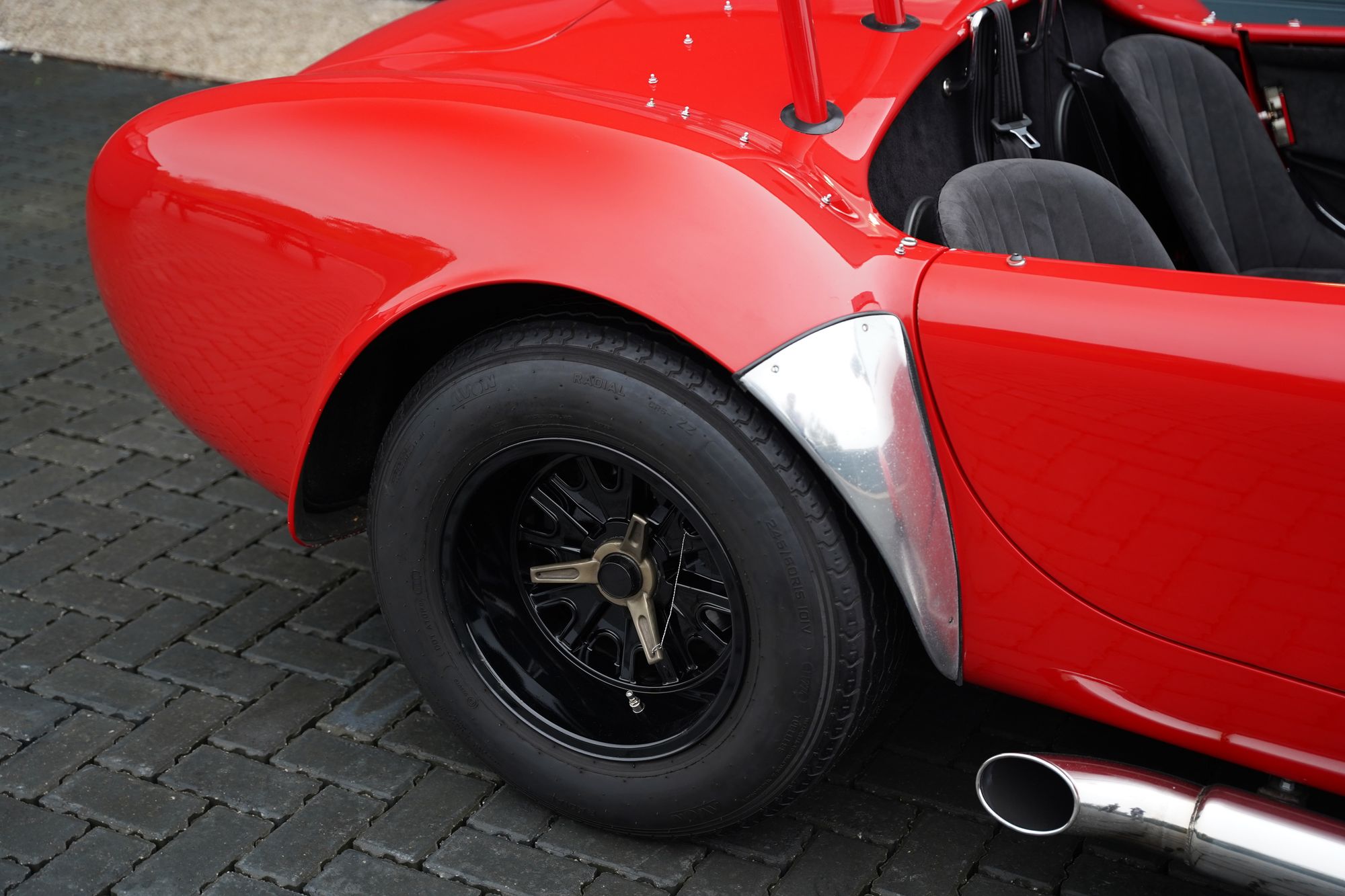 2000 AC Cobra 212 S/C