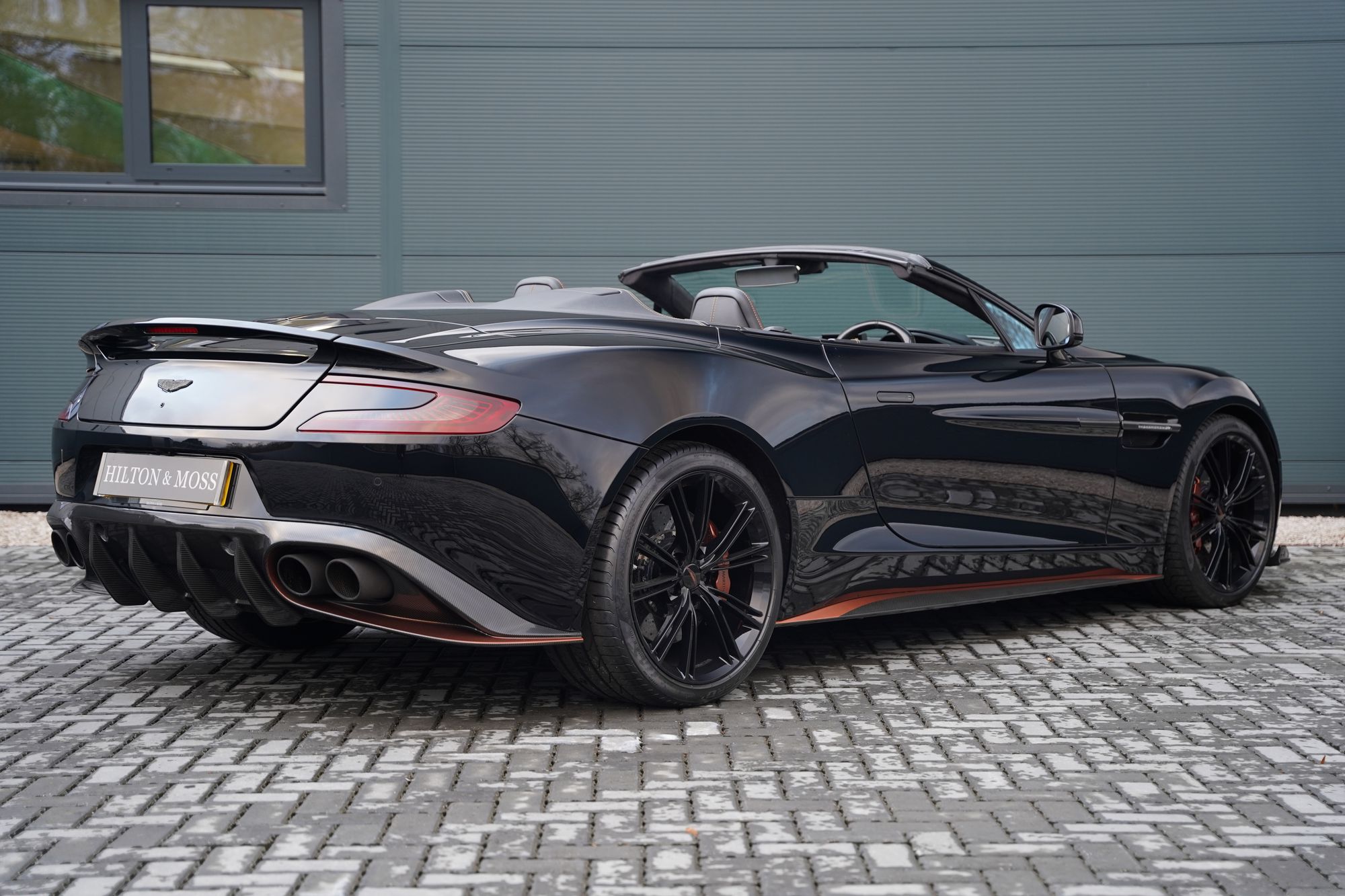 2018 Aston Martin Vanquish S Volante Ultimate
