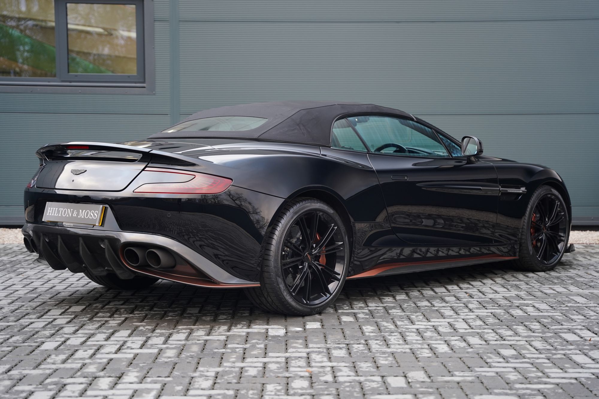 2018 Aston Martin Vanquish S Volante Ultimate