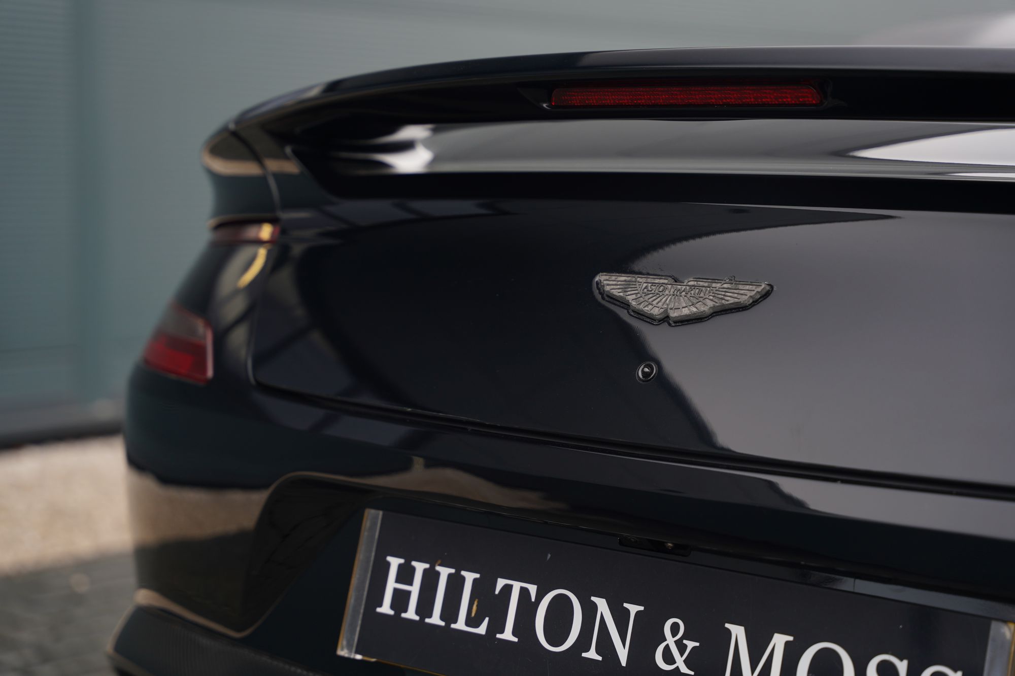 2018 Aston Martin Vanquish S Volante Ultimate