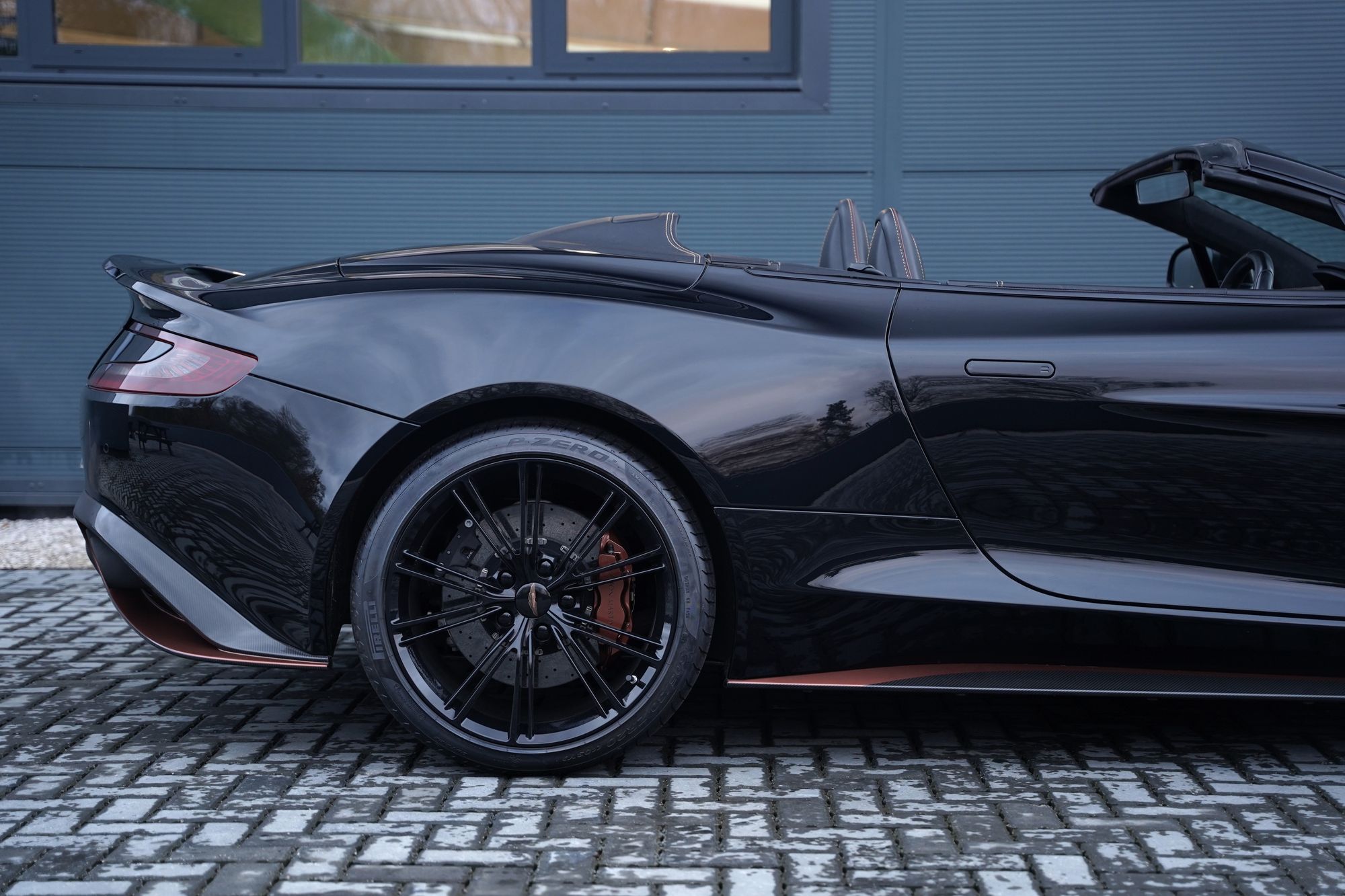 2018 Aston Martin Vanquish S Volante Ultimate