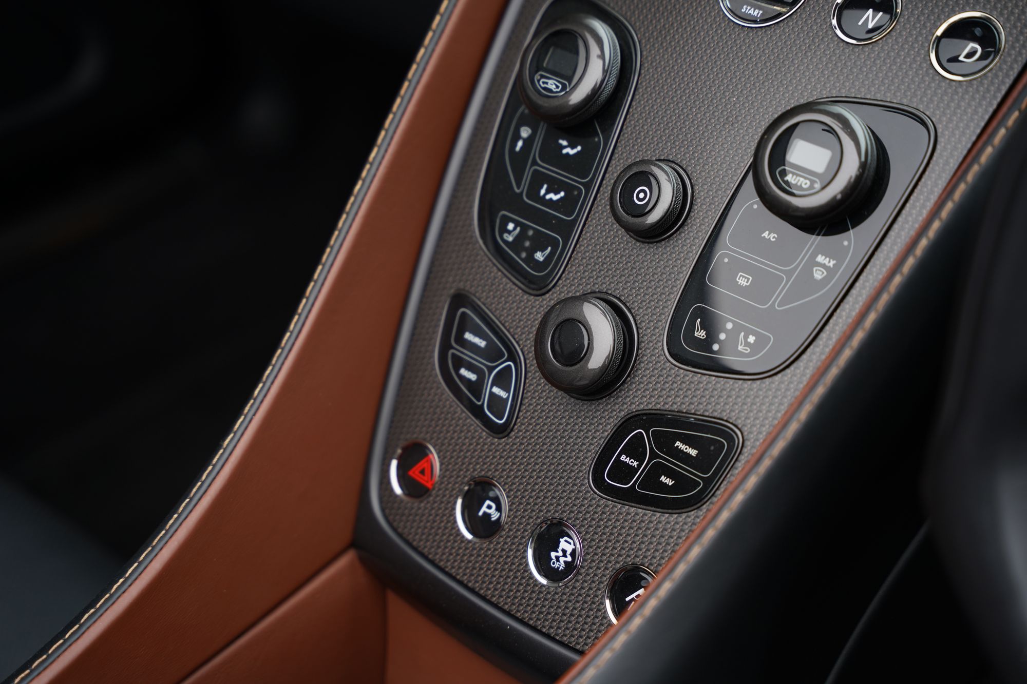 2018 Aston Martin Vanquish S Volante Ultimate
