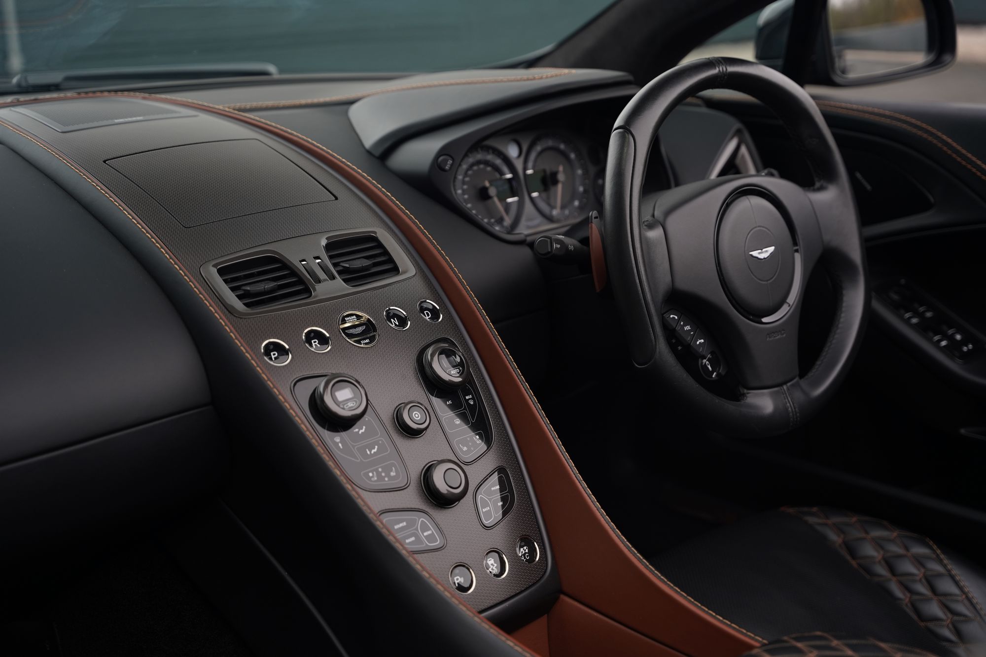 2018 Aston Martin Vanquish S Volante Ultimate