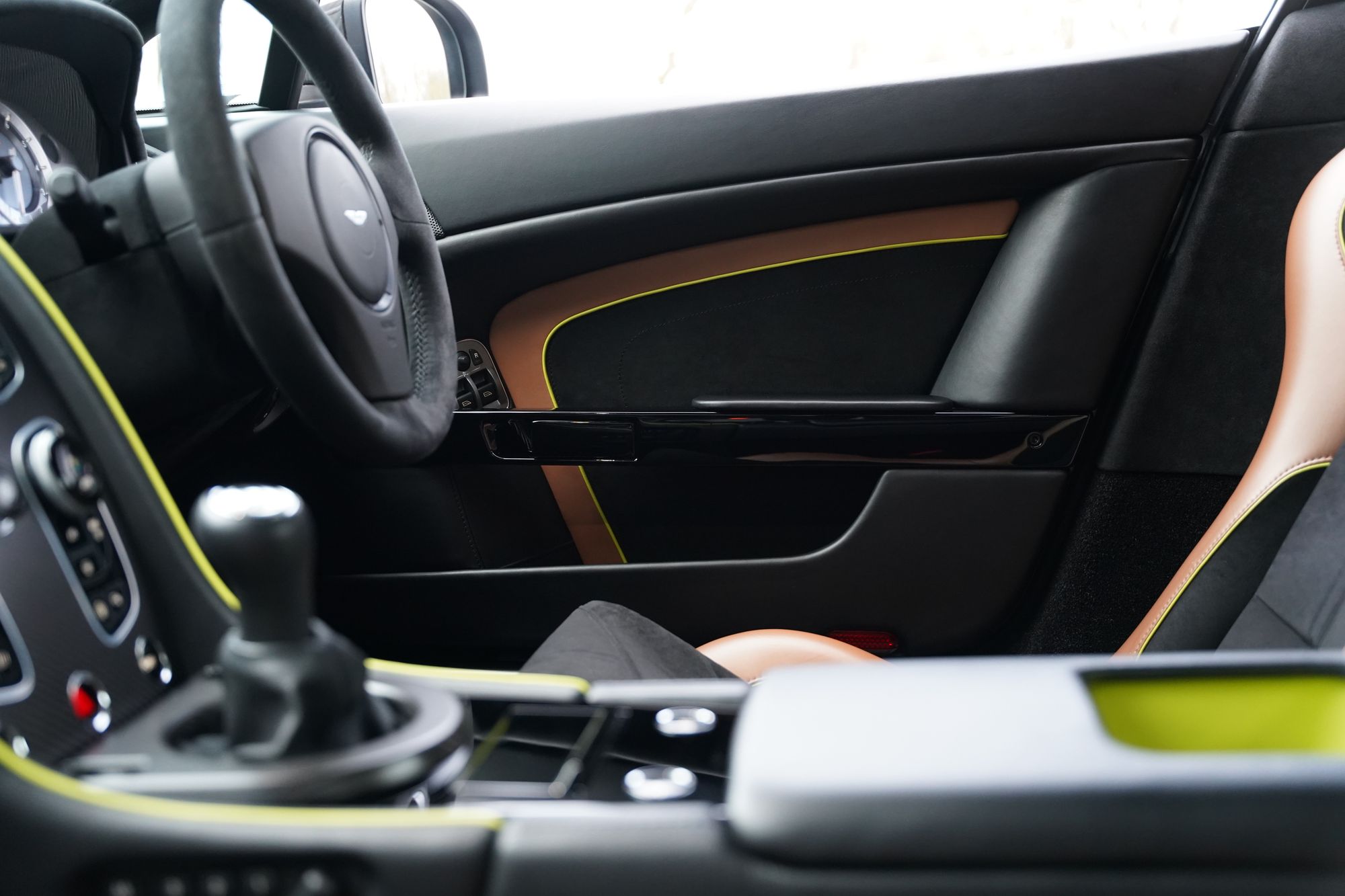 2018 Aston Martin V8 Vantage AMR