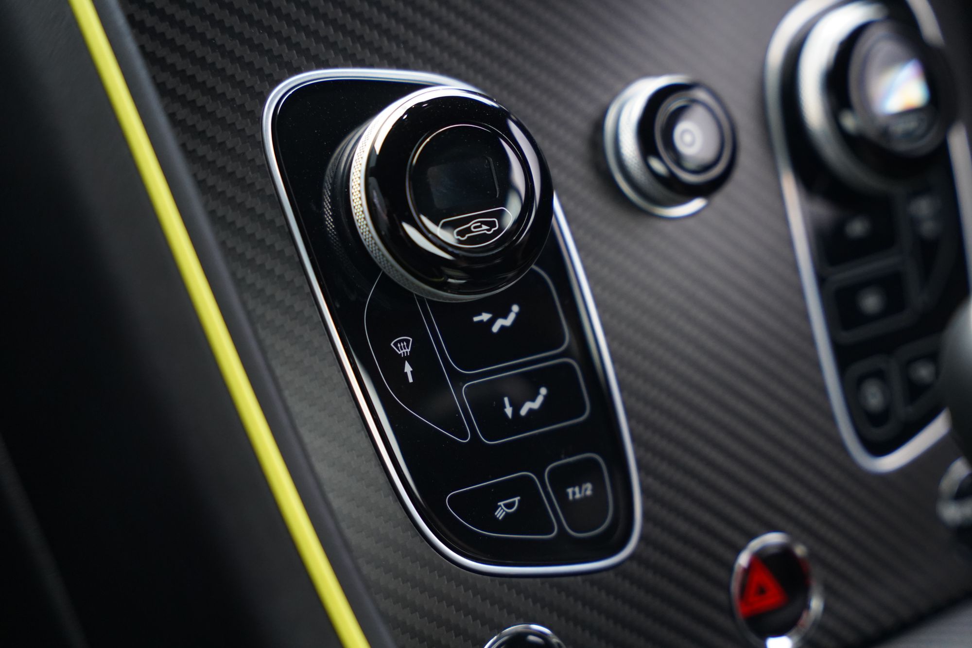 2018 Aston Martin V8 Vantage AMR