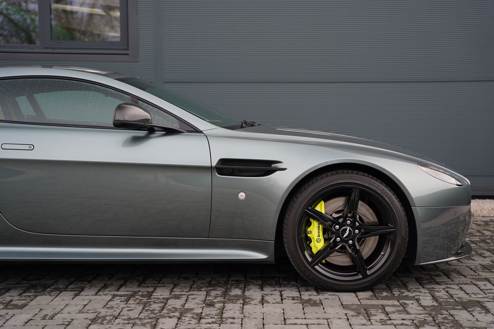 2018 Aston Martin V8 Vantage AMR