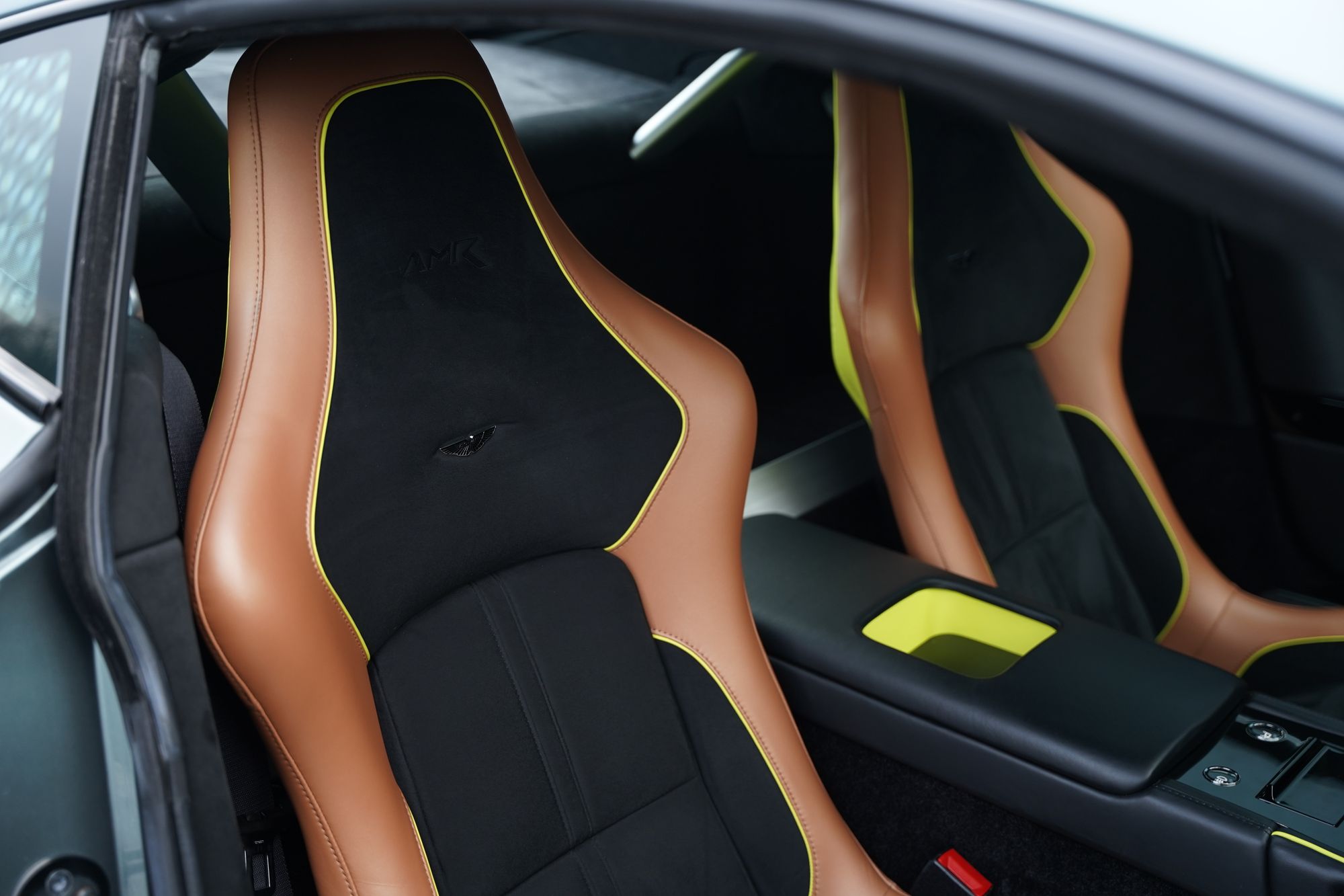 2018 Aston Martin V8 Vantage AMR