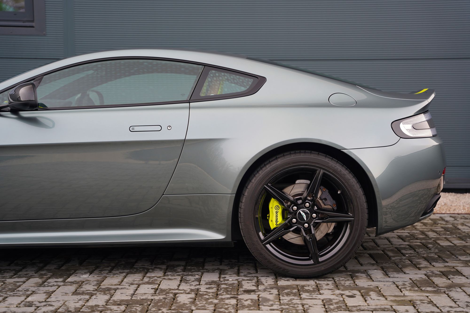2018 Aston Martin V8 Vantage AMR