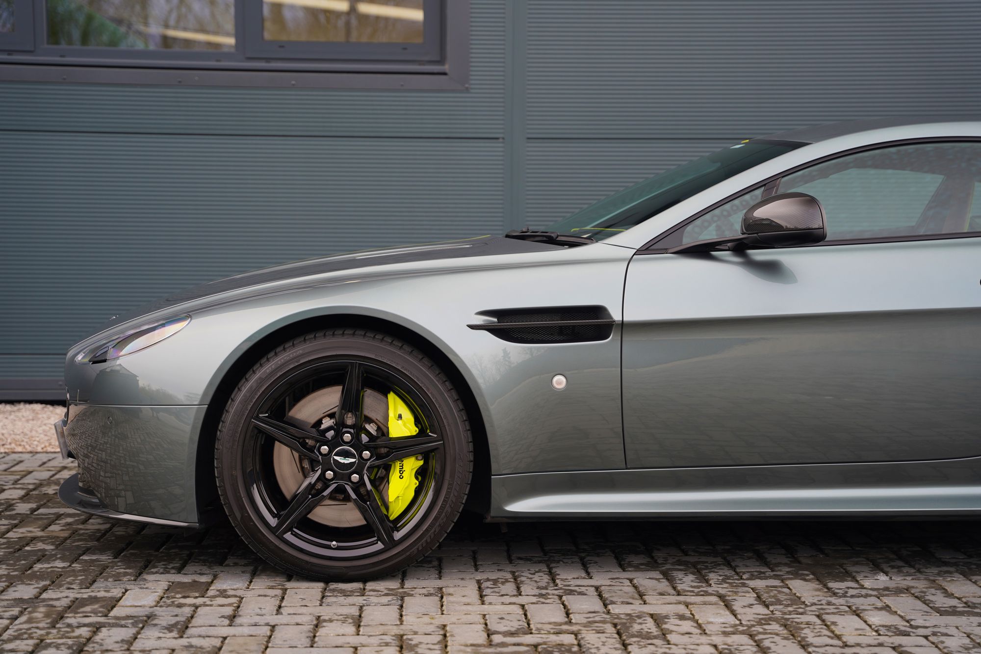 2018 Aston Martin V8 Vantage AMR