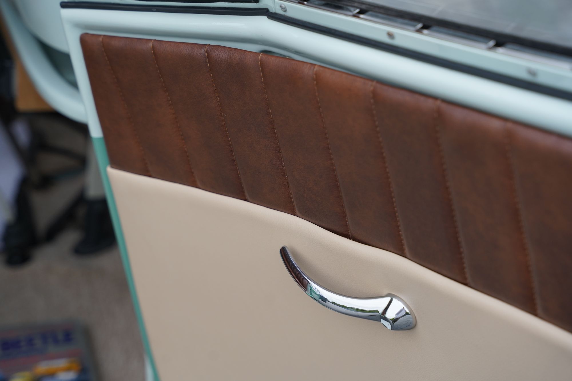 1962 Volkswagen Type 2 T1 15-Window Splitscreen Deluxe